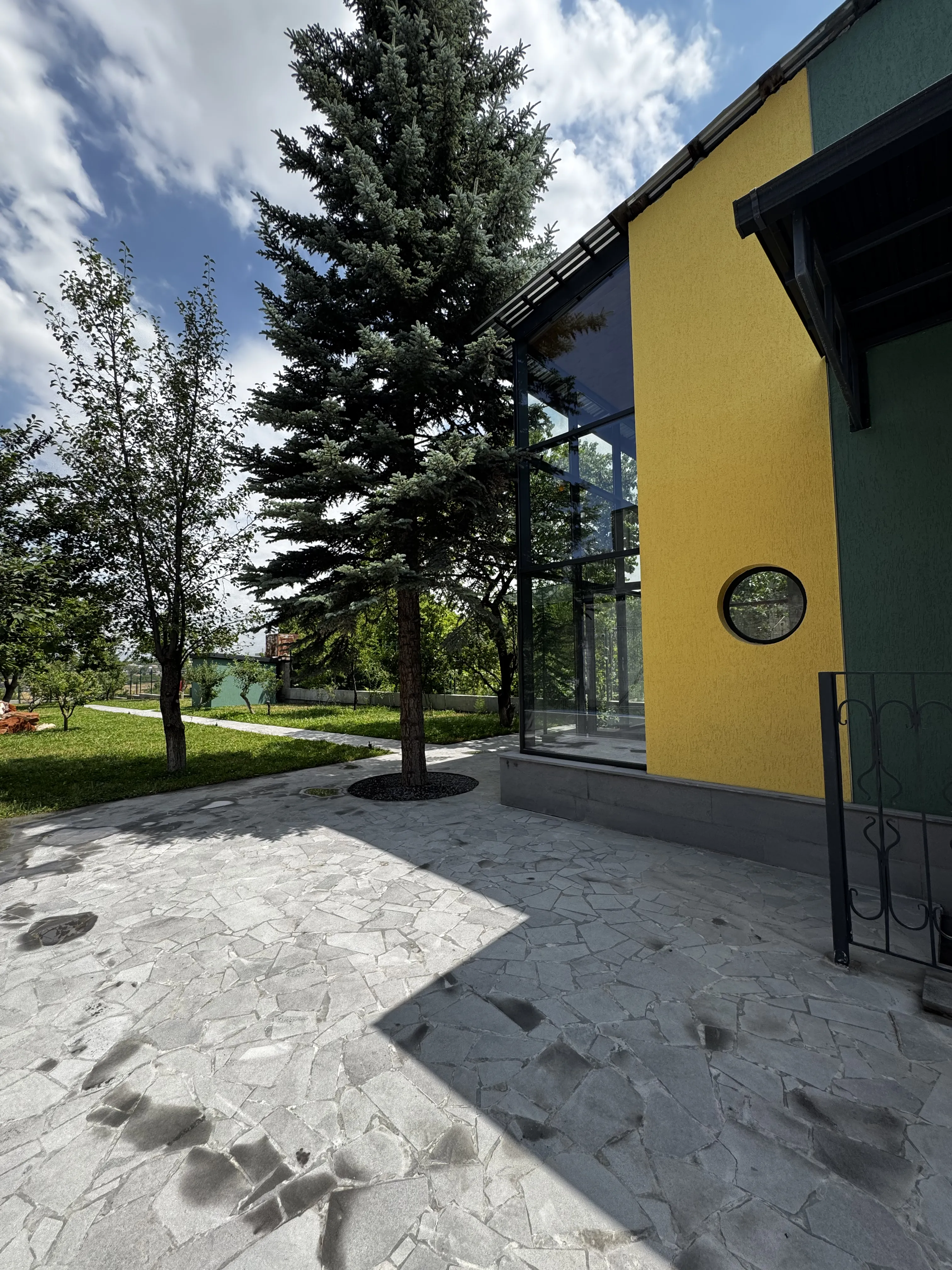 Ձորաղբյուր