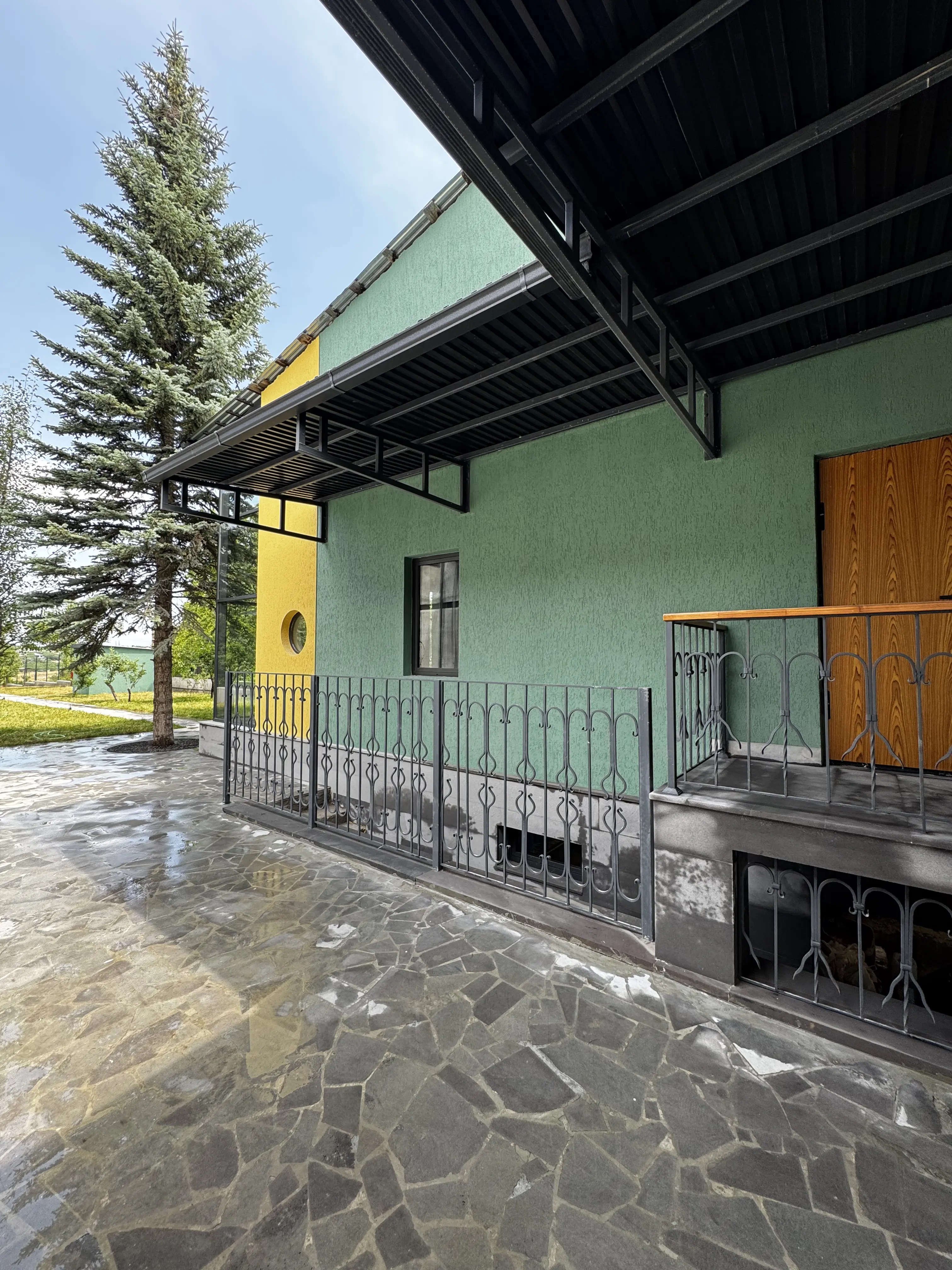 Ձորաղբյուր